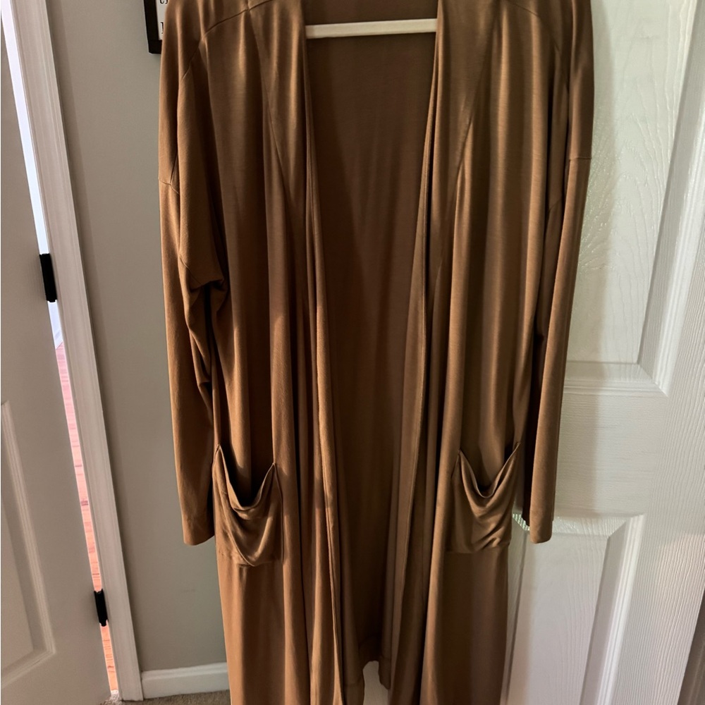 Nuuds robe
